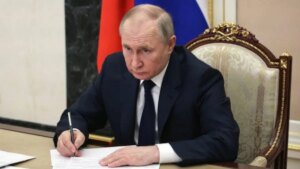 Rusia presenta pruebas de un supuesto ataque con drones a un residencia de Vladimir Putin