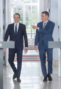 Sánchez avisa de que ser proatlantista «no significa vasallaje» y defiende una relación «de igual a igual» con EEUU | europapress.es