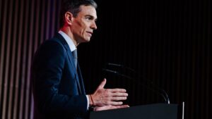 Sánchez organizará en abril en Barcelona una cumbre de progresistas de todo el mundo | elperiodico.com