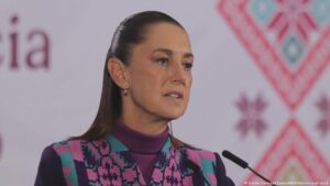 Sheinbaum; no “serviría de nada” una intervención en México – DW – 07/01/2026