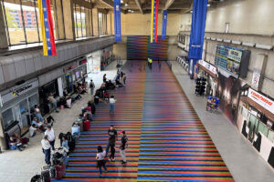 Solo una aerolínea internacional opera en Venezuela a un mes de suspensiones de vuelos