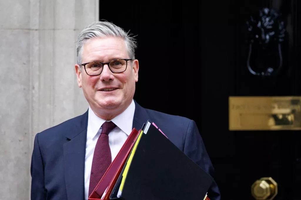 Starmer: La decisión de Trump de aplicar aranceles a países por Groenlandia es "errónea" - AlbertoNews
