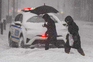 Suben a 34 los muertos por tormenta invernal en EEUU y más de 500 mil hogares siguen sin electricidad – AlbertoNews