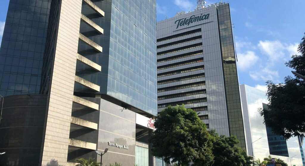 Telefónica busca cómo repatriar 20 años de beneficios bloqueados en Venezuela