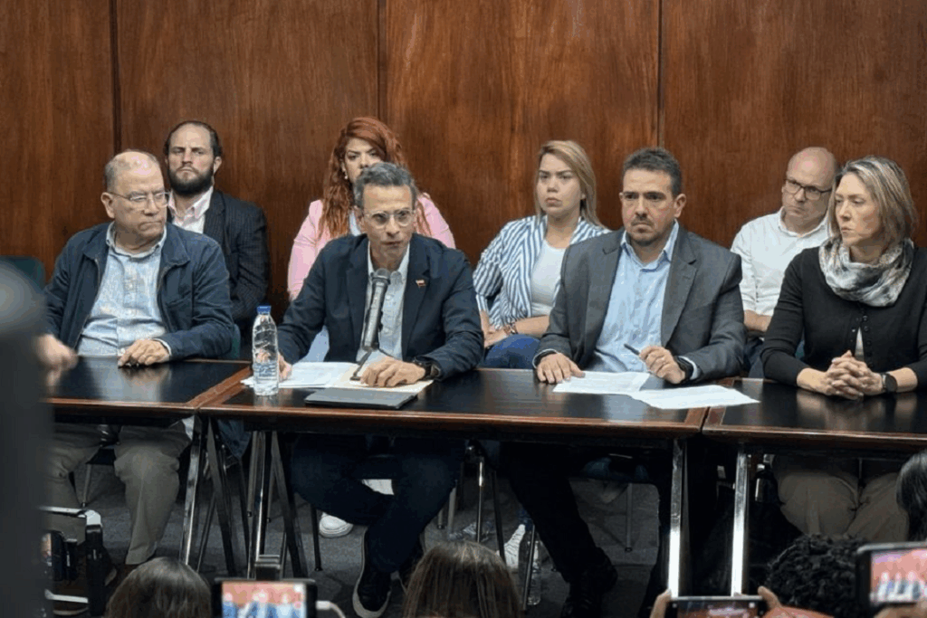 «Todavía no estamos en transición»