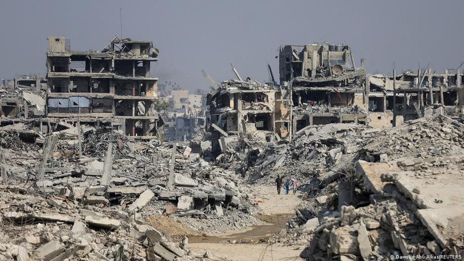 Trece muertos en Gaza tras diversos bombardeos israelíes – DW – 09/01/2026
