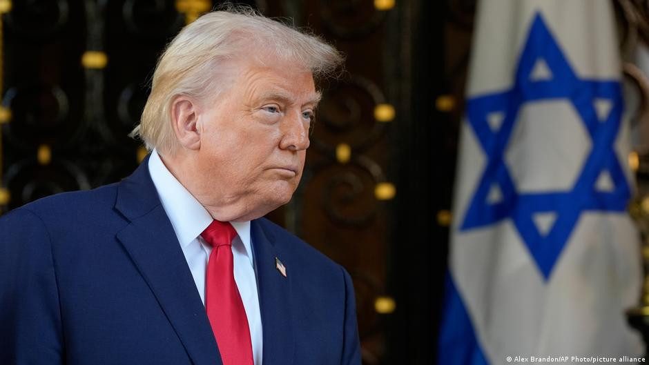 Trump "acudirá al rescate" si Irán mata manifestantes – DW – 02/01/2026