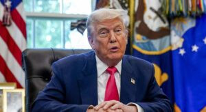 Trump busca imponer un límite del 10% al interés de las tarjetas de crédito
