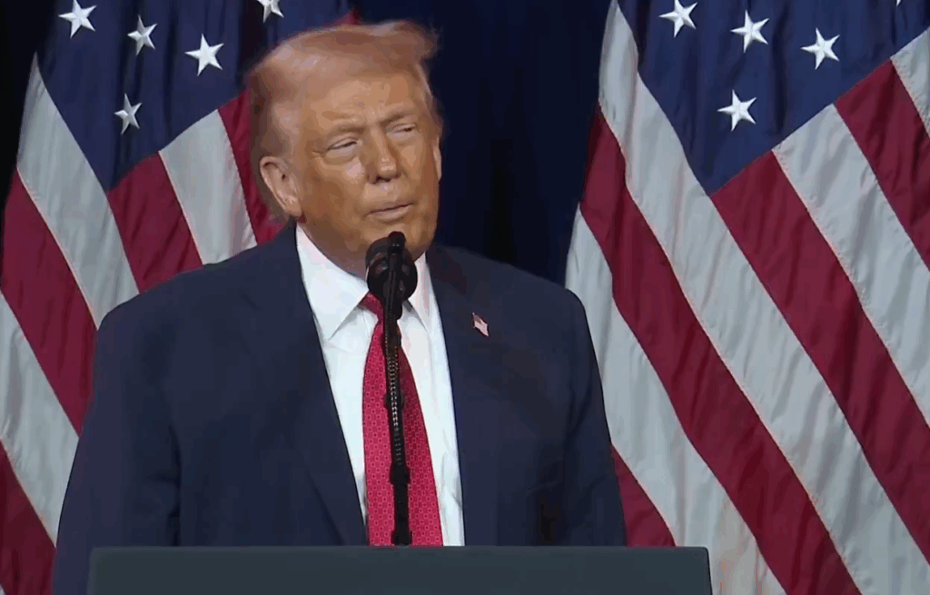 Trump elogia operación militar en Venezuela y califica a Maduro como "asesino de millones"