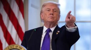 Trump emite orden ejecutiva que prohíbe el cobro de deudas