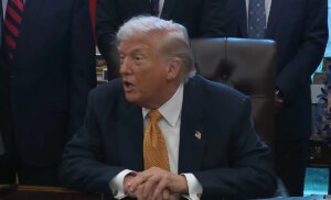 Trump mantiene «una larga conversación» con Delcy Rodríguez | elmundo.es