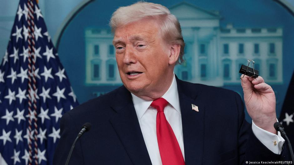 Trump podría involucrar a Machado en transición venezolana
