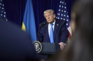 Trump se niega a decir si habló con Putin después de que EE.UU. incautara un petrolero con bandera rusa – AlbertoNews