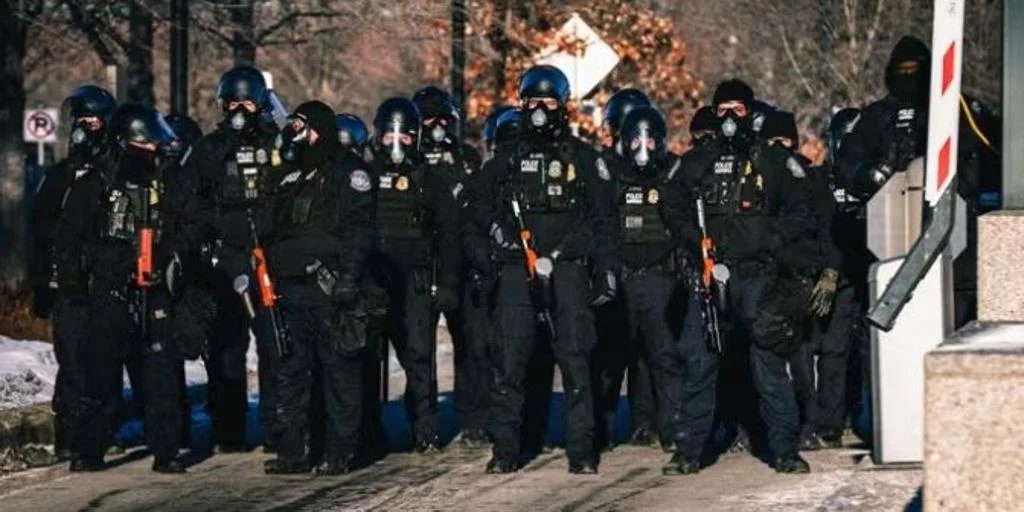 Un juez federal rechaza la solicitud de Minnesota de suspender las redadas migratorias