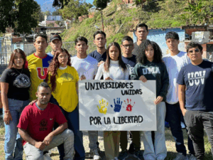 Universitarios exigieron excarcelaciones de presos políticos en El Rodeo I