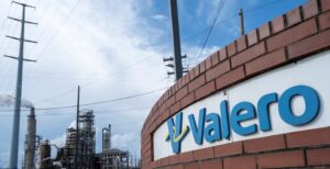 Valero compra un cargamento de petróleo venezolano como parte del acuerdo de Washington con Caracas, según Reuters - AlbertoNews