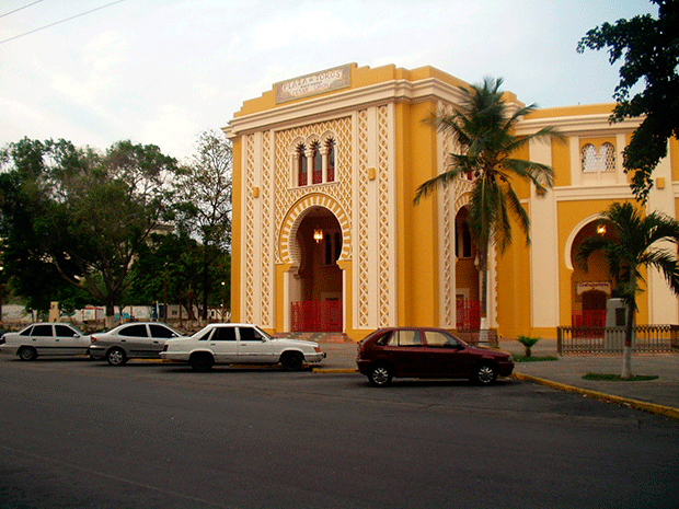 Vecinos reportan oleada de hurto de baterías a vehículos en Calicanto