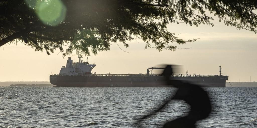 Venezuela anuncia el retorno a sus aguas de un petrolero en una operación conjunta con EE.UU.