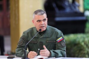 Venezuela anuncia una "revisión y adecuación" de la Fuerza Armada tras el ataque de EE.UU.