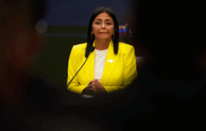 Venezuela en transición: Delcy Rodríguez lidera el gobierno mientras la oposición se reconfigura
