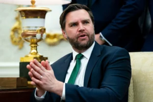 Vicepresidente Vance dice que Estados Unidos ejerce control sobre Venezuela a través de «las riendas del dinero» – AlbertoNews