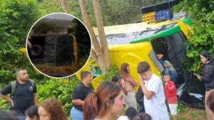 Video | Grave accidente de tránsito de bus que cubría la ruta Sabanalarga