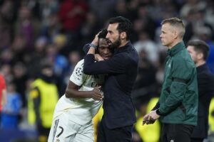 Vinícius lidera al Real Madrid en una goleada balsámica | europapress.es