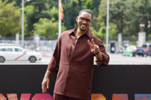 Violinista demanda a Will Smith por acoso sexual y despido injustificado