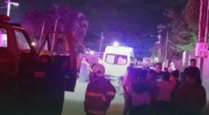 Voraz incendio deja dos muertos y mujer herida en Maracaibo