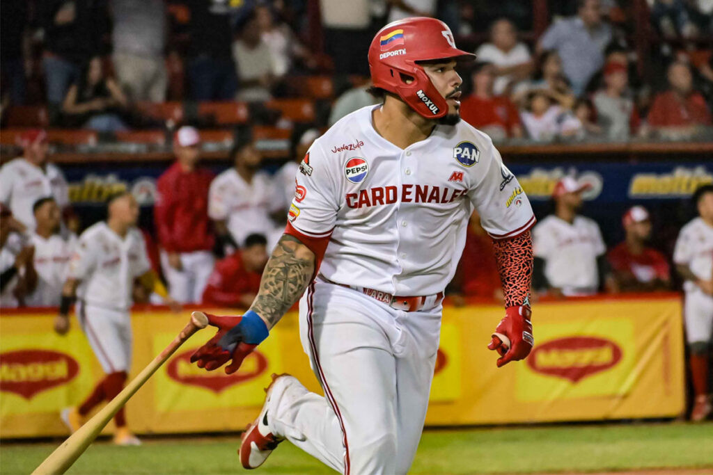 Yohendrick Piñango sentenció con jonrón para darle la victoria al Cardenales