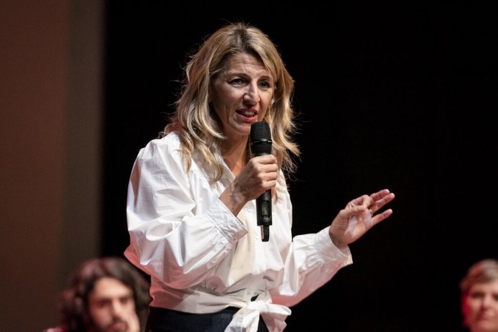 Yolanda Díaz pide prohibir Grok y legislar para proteger los datos personales de los europeos de Estados Unidos