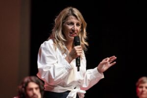 Yolanda Díaz pide prohibir Grok y legislar para proteger los datos personales de los europeos de Estados Unidos | europapress.es