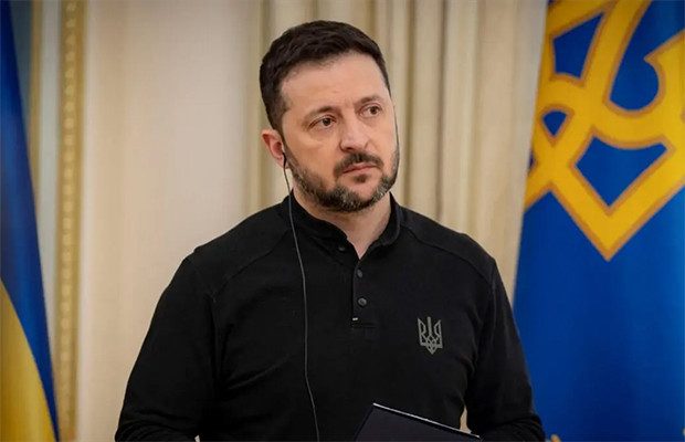 Zelenski acusa a Rusia de socavar las negociaciones con su último ataque a Ucrania