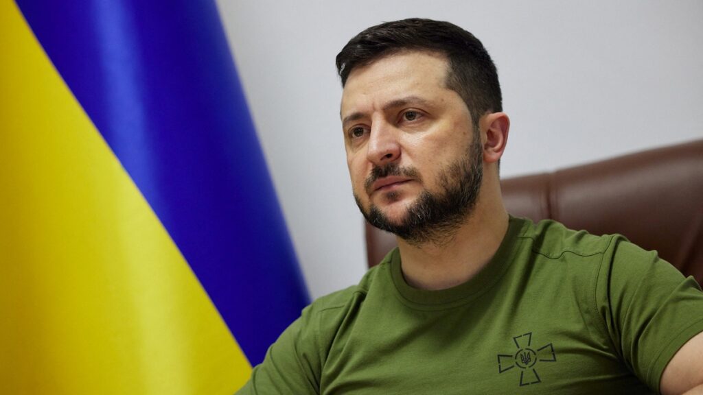 Zelenski condena “acto de terrorismo” ruso contra un tren con cuatro pasajeros muertos - AlbertoNews