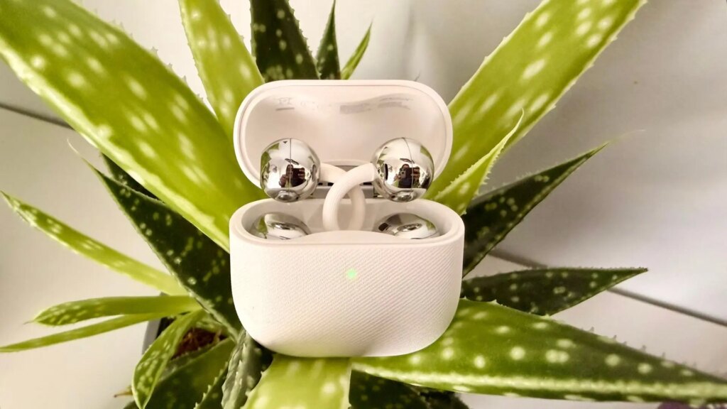 auriculares open-ear con diseño premium, gran sonido y 9 horas de autonomía