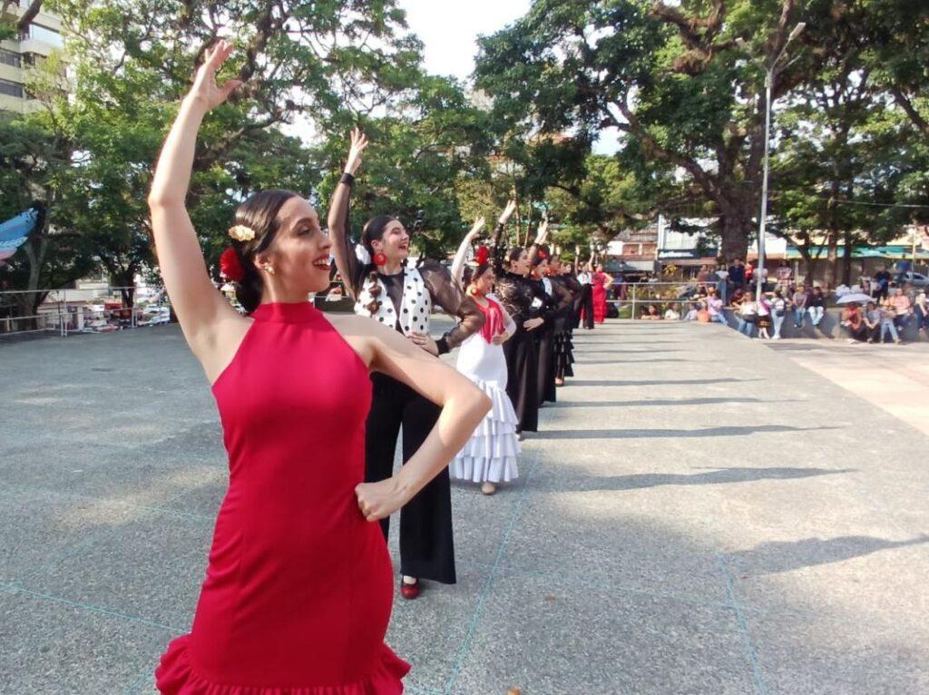 ‎Festival Hispanoamericano de la Danza 2026 vibró en plaza María del Carmen Ramírez‎