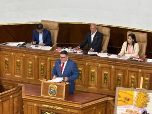 AN recuerda a Maduro y a Flores, aprueba ley de la Cruz Roja, pero no menciona la amnistía general 