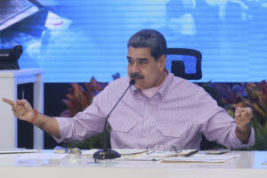 Activos del entorno de Maduro bloqueados en Suiza ascienden a 887 millones de dólares