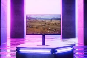 Ahora vemos monitores OLED a precios impensables hace un año. El mejor ejemplo es este AOC a 240 Hz