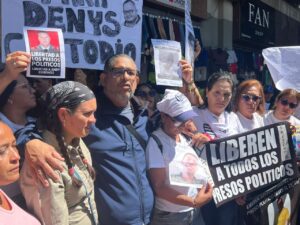 Angel Godoy exige libertad de presos políticos en Venezuela.