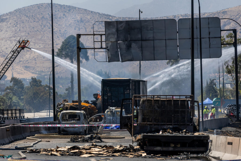 Ascienden a seis los muertos por la explosión de un camión con gas en Chile - AlbertoNews