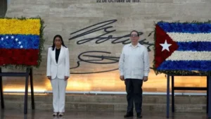 Asesores de seguridad cubanos abandonan Venezuela ante creciente presión de EEUU: Reuters