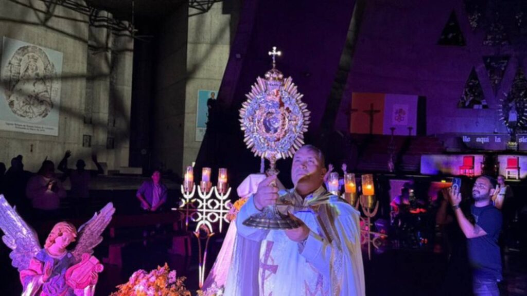 Celebran aniversario del traslado de la reliquia de la Virgen de Coromoto