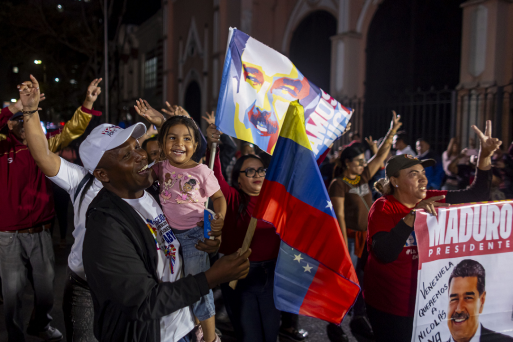 Chavismo trancó centro de Caracas a un mes de la captura de Maduro