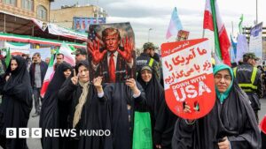 Cómo EE.UU. e Irán pasaron de una «estrecha amistad» a un enfrentamiento militar