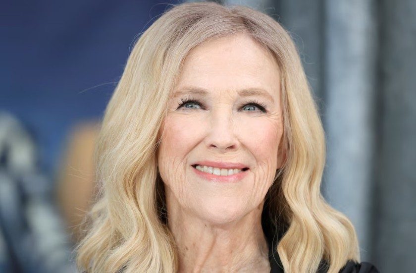 Cuál es la rara enfermedad que padecía Catherine O’Hara, la actriz de Mi pobre Angelito y cómo detectarla a tiempo
