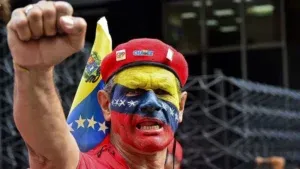 Del antiimperialismo a colaborar con EE.UU.: cómo se ha ido transformando el chavismo durante 25 años con la meta de preservar el poder