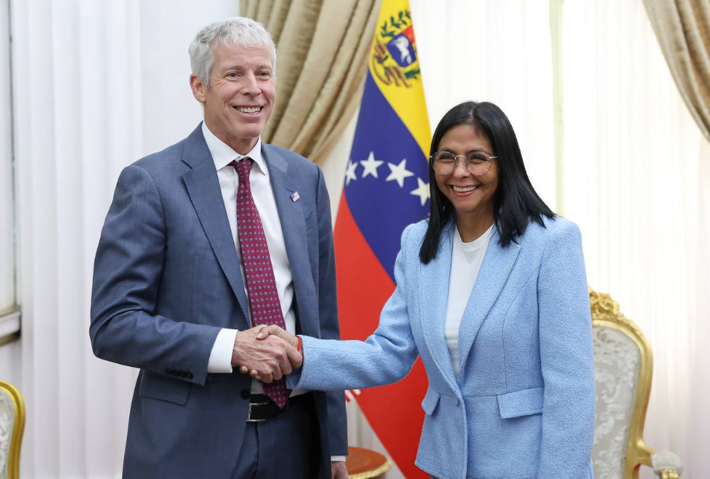 Delcy Rodríguez recibe al secretario de Energía de EE.UU. en Miraflores
