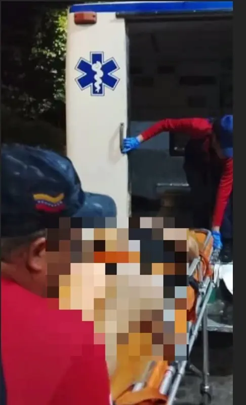 Dos lesionados en colisión y derrape de motos en San Antonio