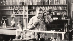 Edison pudo haber creado supermaterial sin saberlo en 1879